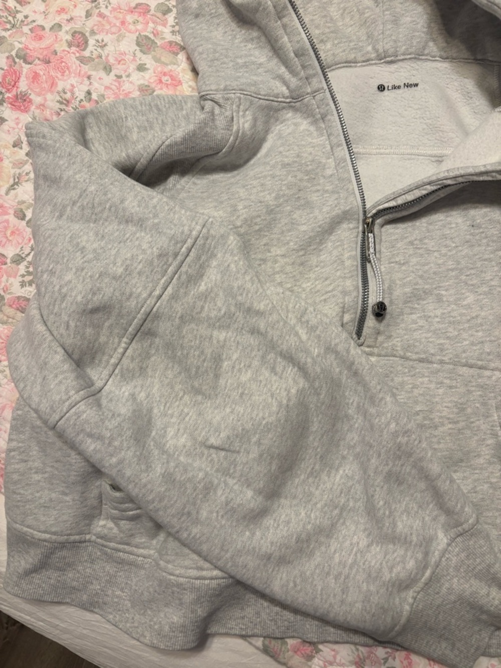 lululemon athletica Heathered Light Gray Scuba Hoodie - Picture 3 of 6